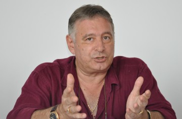 Mădălin Voicu şi Cristina Pocora, anchetaţi pentru angajarea rudelor